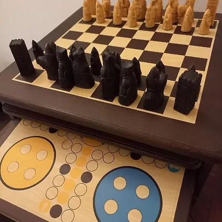 The Pinewood 빌라모라