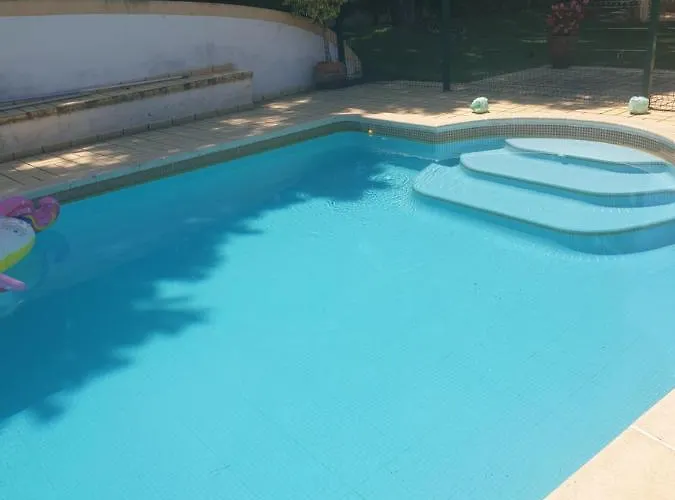 The Pinewood וילה