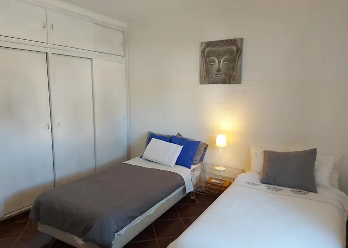 וילה The Pinewood *