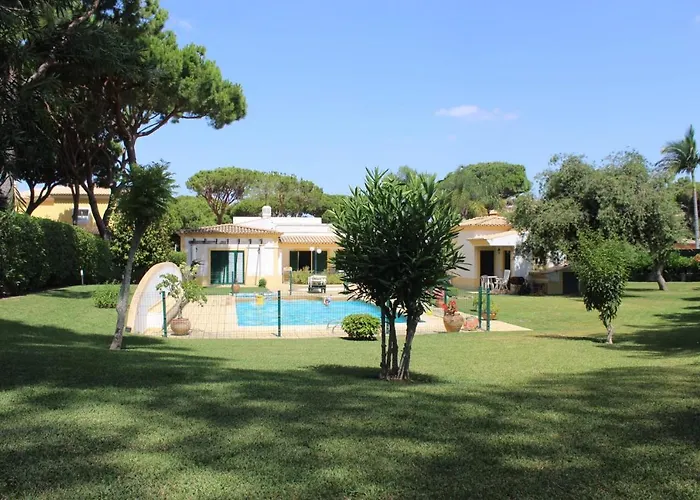 Βίλα The Pinewood Βιλαμούρα